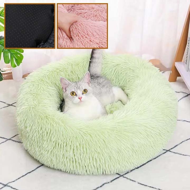 coussin vert antistress en forme de donut pour chat