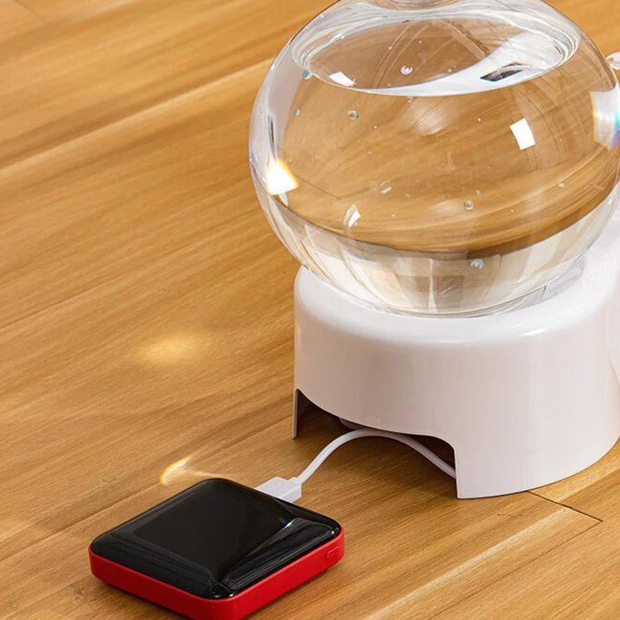 Fontaine Ă eau chat design avec sphĂšre, rechargeable USB