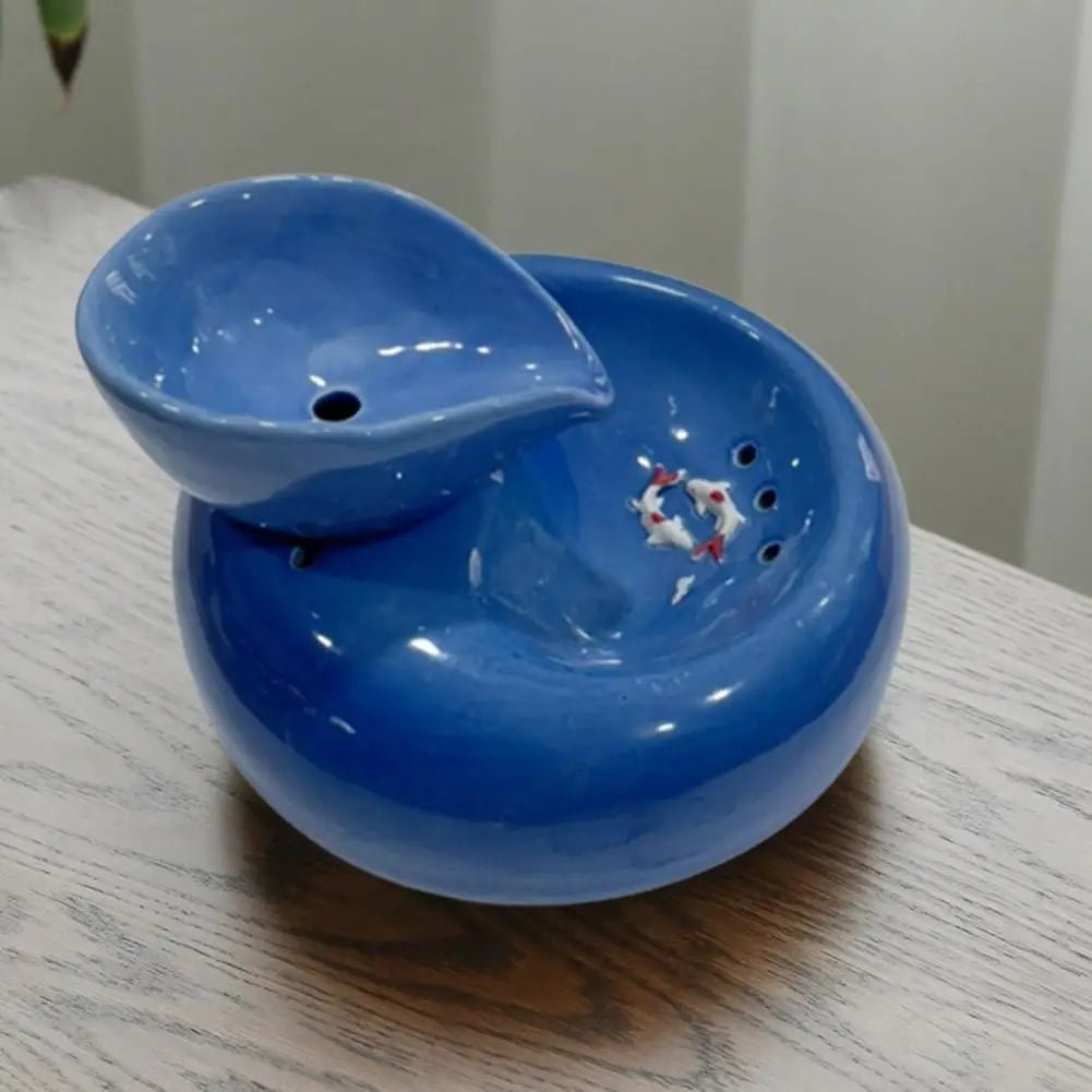Fontaine à eau pour chat en céramique bleue