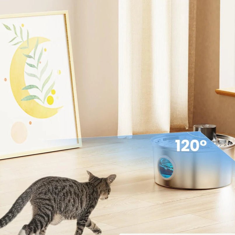 Fontaine à eau pour chat avec détection de mouvement, offrant une eau fraîche et purifiée en continu.
