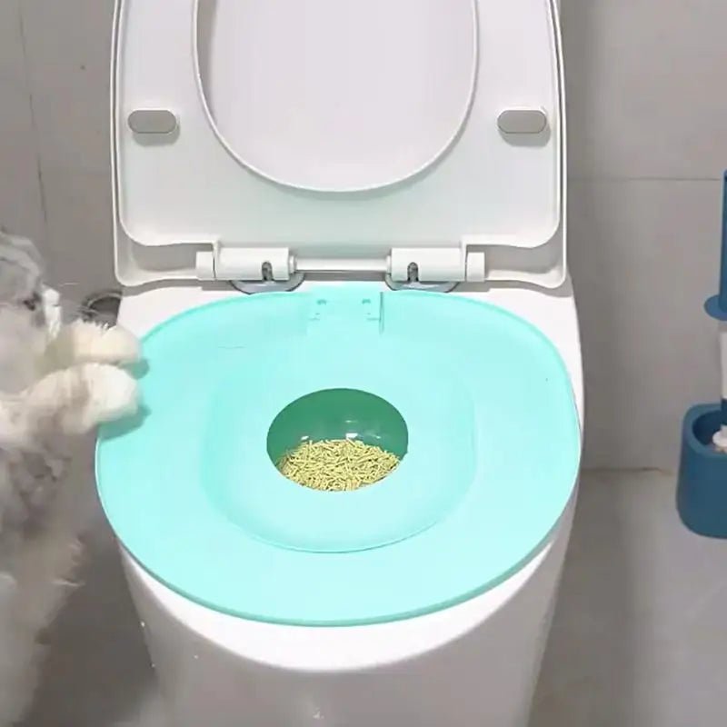 Accessoire écologique pour apprentissage de la propreté des chats, adapté aux toilettes standard.