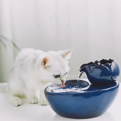 Fontaine Chat Céramique Lotus avec Poissons: Oasis Félin
