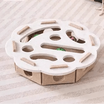 Jouet puzzle en feutre pour chat, forme ronde couleur blanc cassé, labyrinthe doux avec tunnels et cache-friandises
