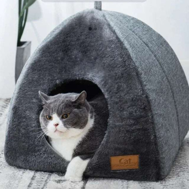 Niche pour chat au design moderne et élégant, s'intégrant parfaitement à tous les intérieurs.